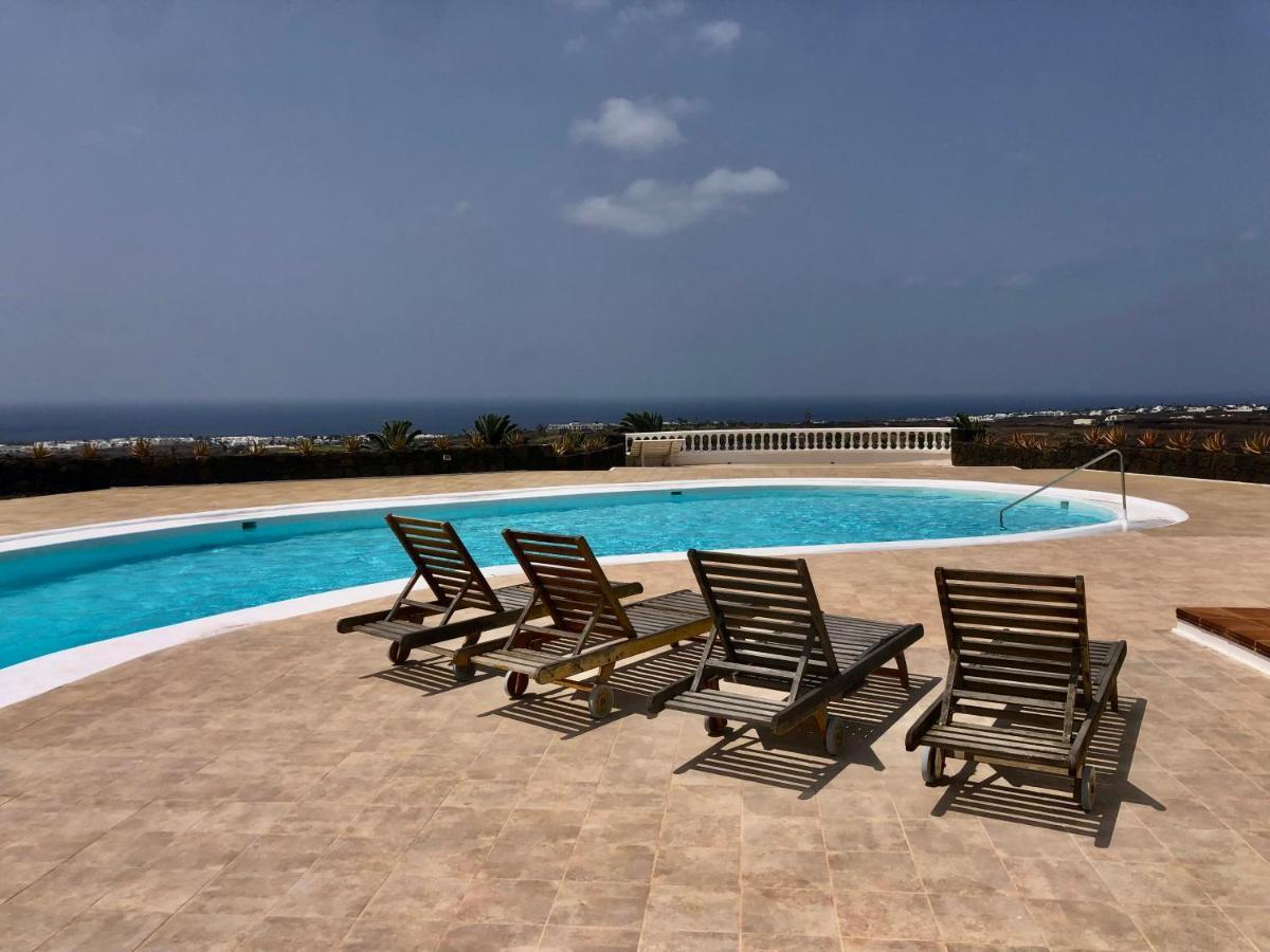 Villa Luciano "Spirit Of The Canaries" Tías Екстериор снимка