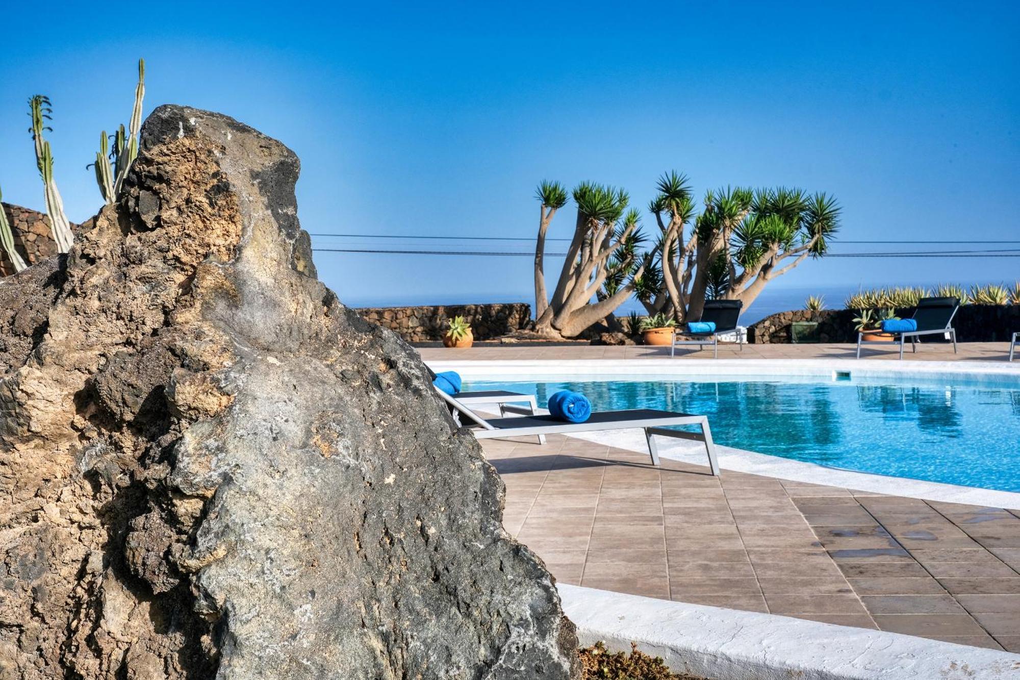 Villa Luciano "Spirit Of The Canaries" Tías Екстериор снимка